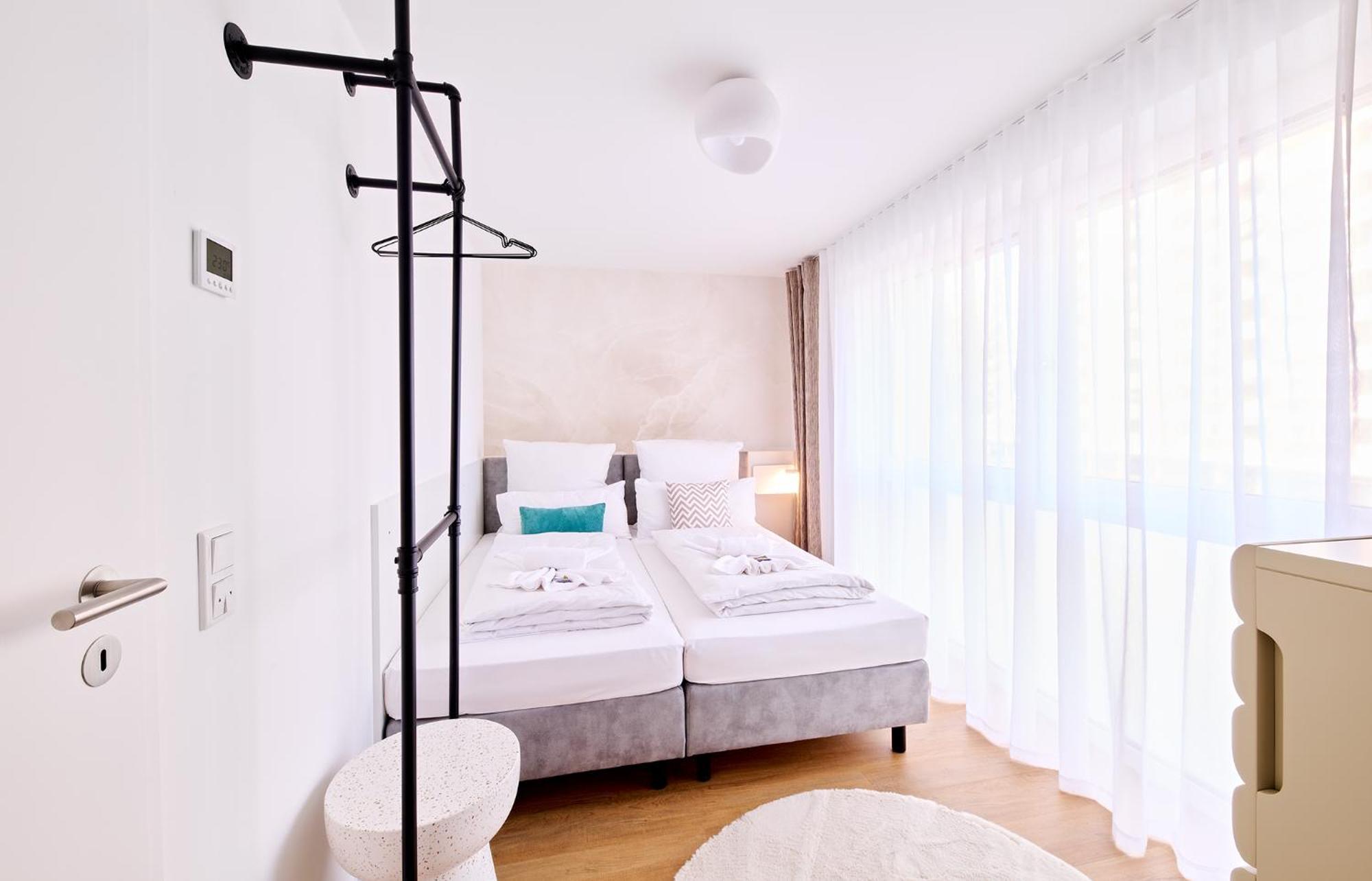Xzllenz - 4 Schlafzimmer, Zentral, Parken, U-Bahn, 2 Baeder, 4 Smart-Tv, Optional Einzelbett Нюрнберг Экстерьер фото